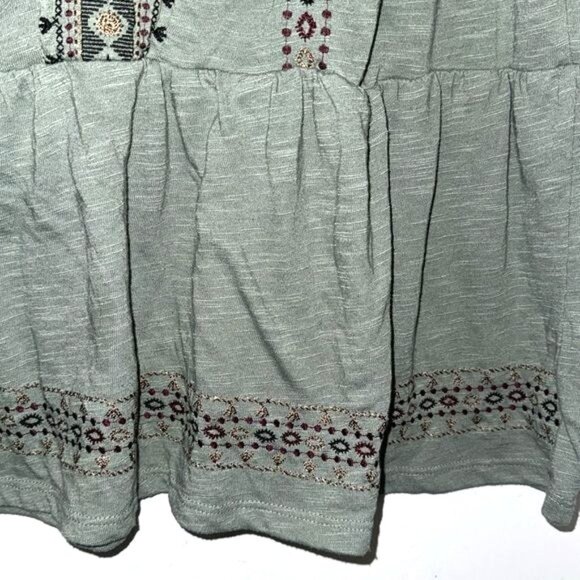 Maurices Womens Embroidered Short Sleeve Peplum Top Size 1 Green Lace Accents - Picture 5 of 9